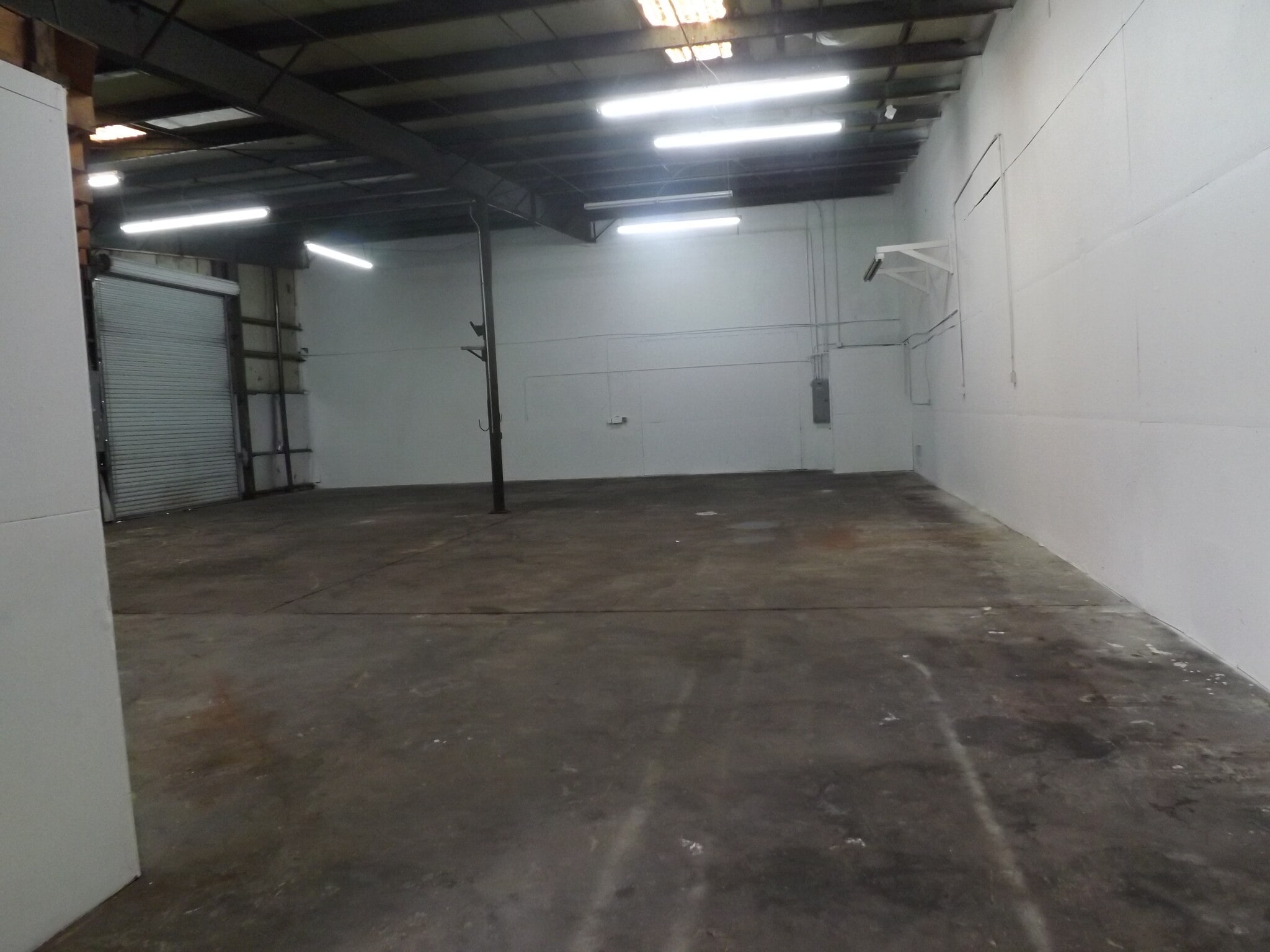 4477-4481 122nd Ave N, Clearwater, FL for lease Interior Photo- Image 1 of 14