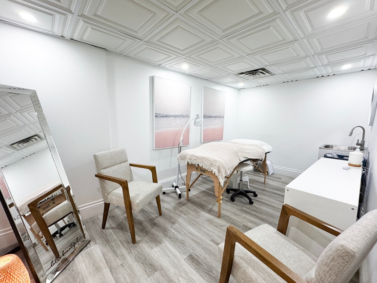 15 Alma St, Moncton, NB for lease - Interior Photo - Image 1 of 13