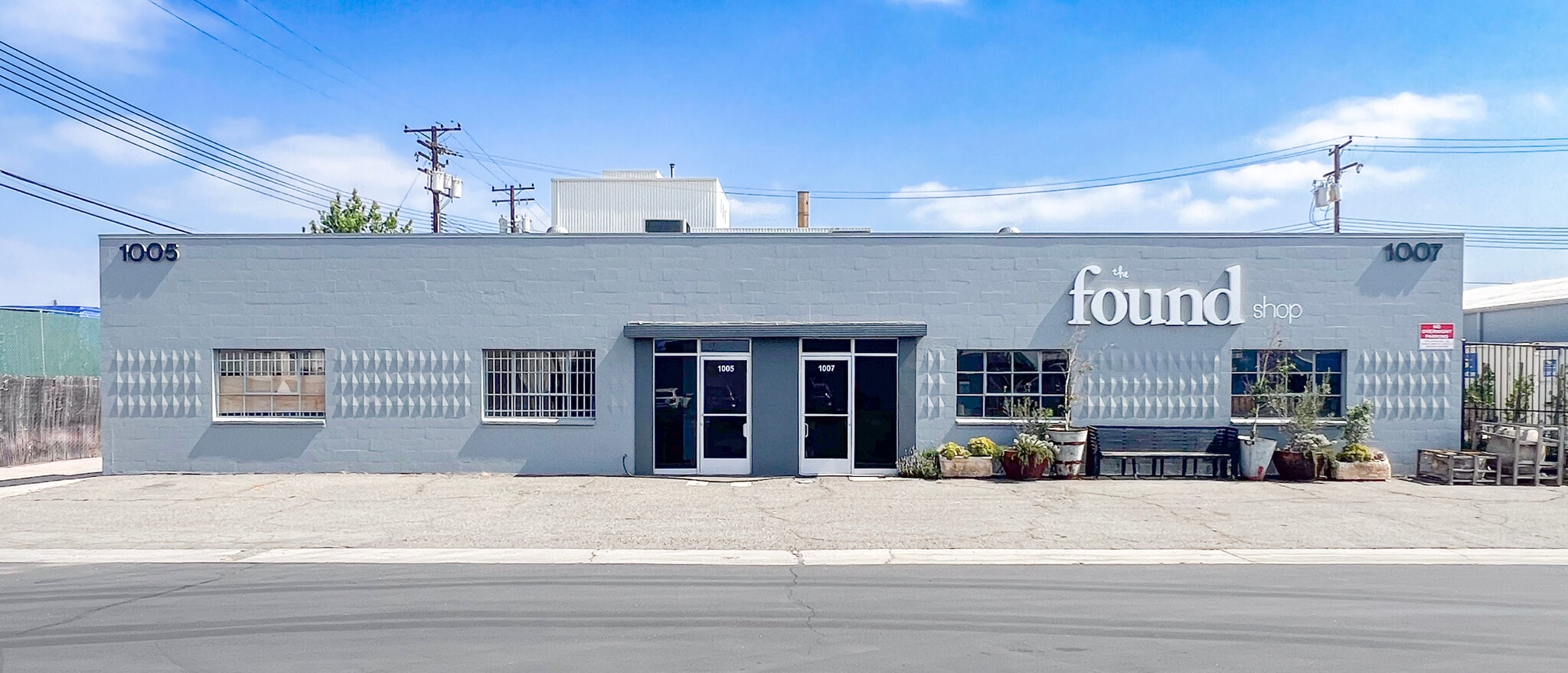 1005-1007 E Raymond Way, Anaheim, CA for lease Building Photo- Image 1 of 9