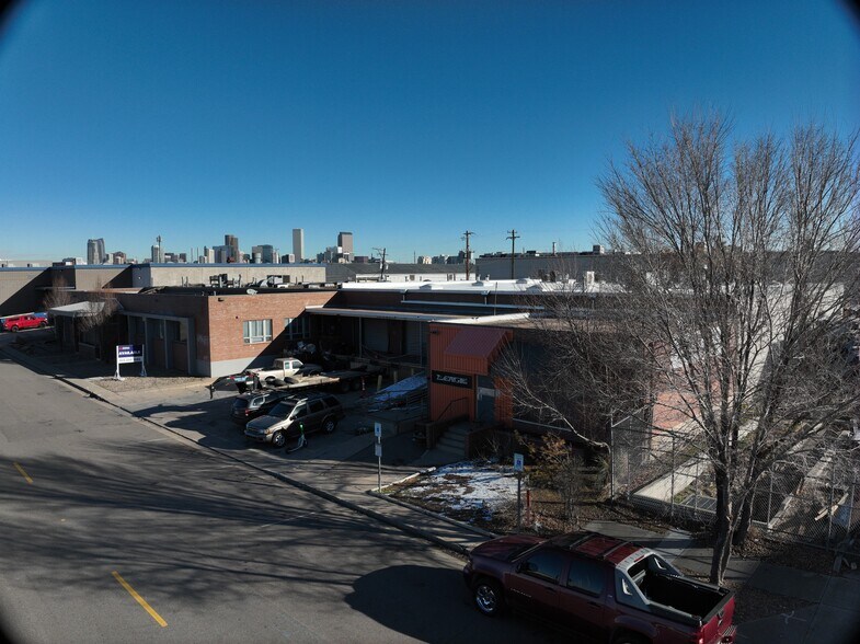 380-400 Quivas St, Denver, CO à vendre - Communauté Matterport - Image 3 de 19