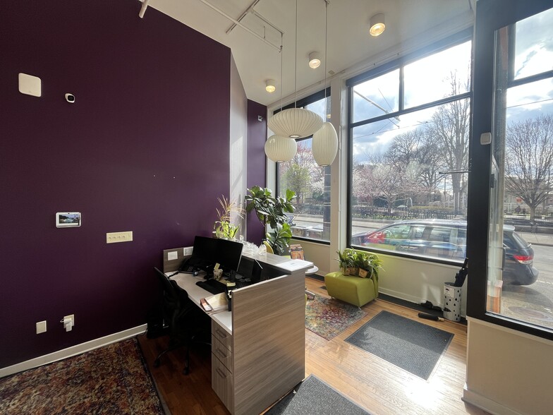 1222 Race St, Cincinnati, OH for lease - Interior Photo - Image 3 of 6