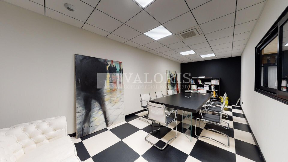 330 Allée Des Hêtres, Limonest for lease - Building Photo - Image 2 of 9