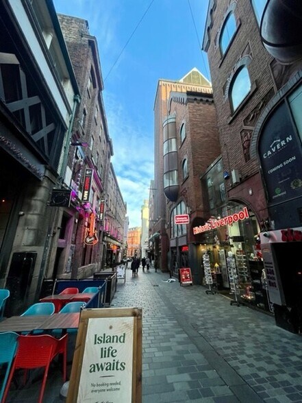 8 Mathew St, Liverpool à louer - Photo du bâtiment - Image 3 de 6