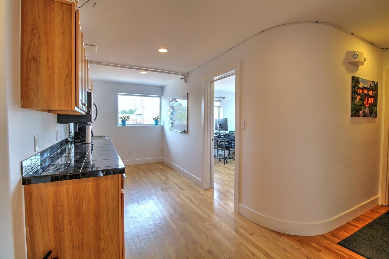 5420 Arapahoe Ave, Boulder, CO 80303 - Unit 1 - - Interior Photo - Image 2 of 5