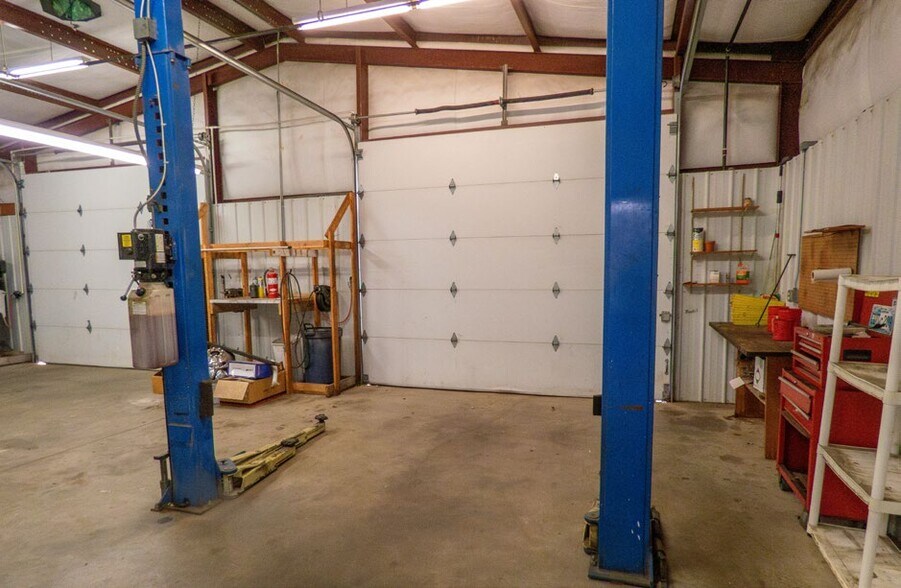 2612 W Center St, Greenwood, AR à louer - Photo intérieure - Image 3 de 4