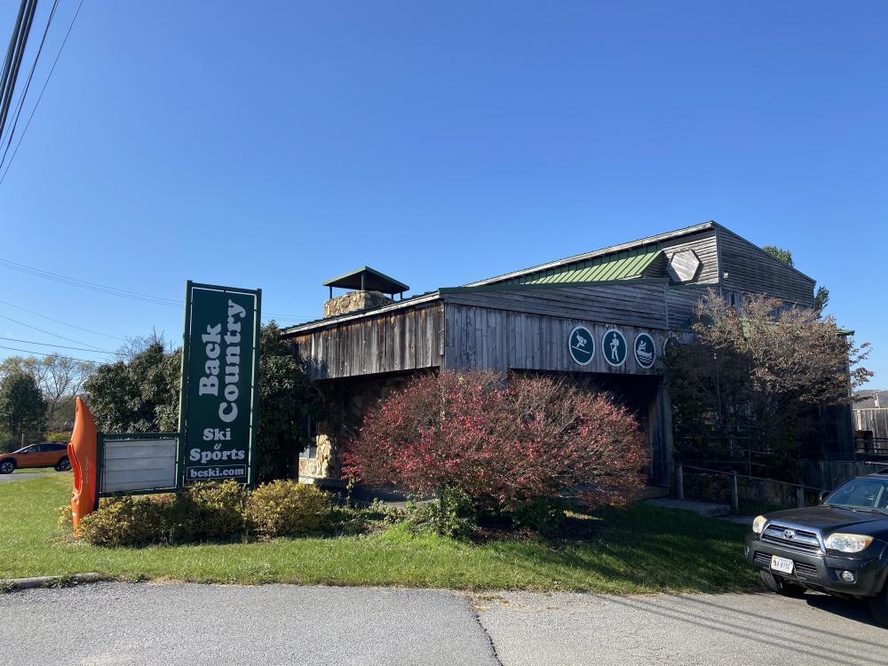 3712 Main St, Blacksburg, VA à vendre Photo principale- Image 1 de 14