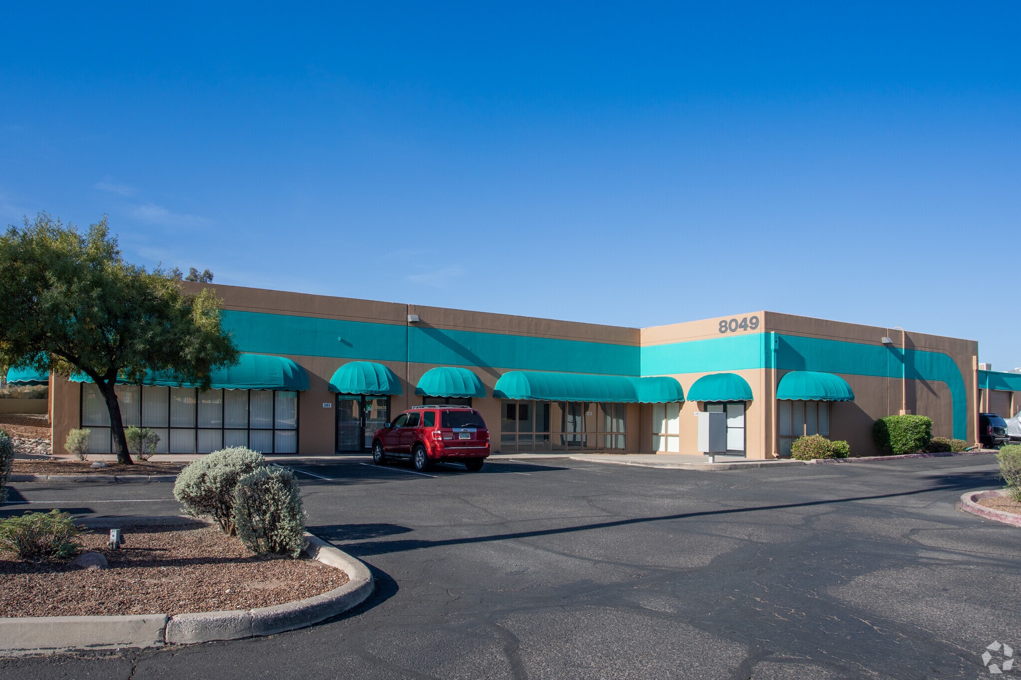 7941 E Lakeside Pky, Tucson, AZ for lease Primary Photo- Image 1 of 5