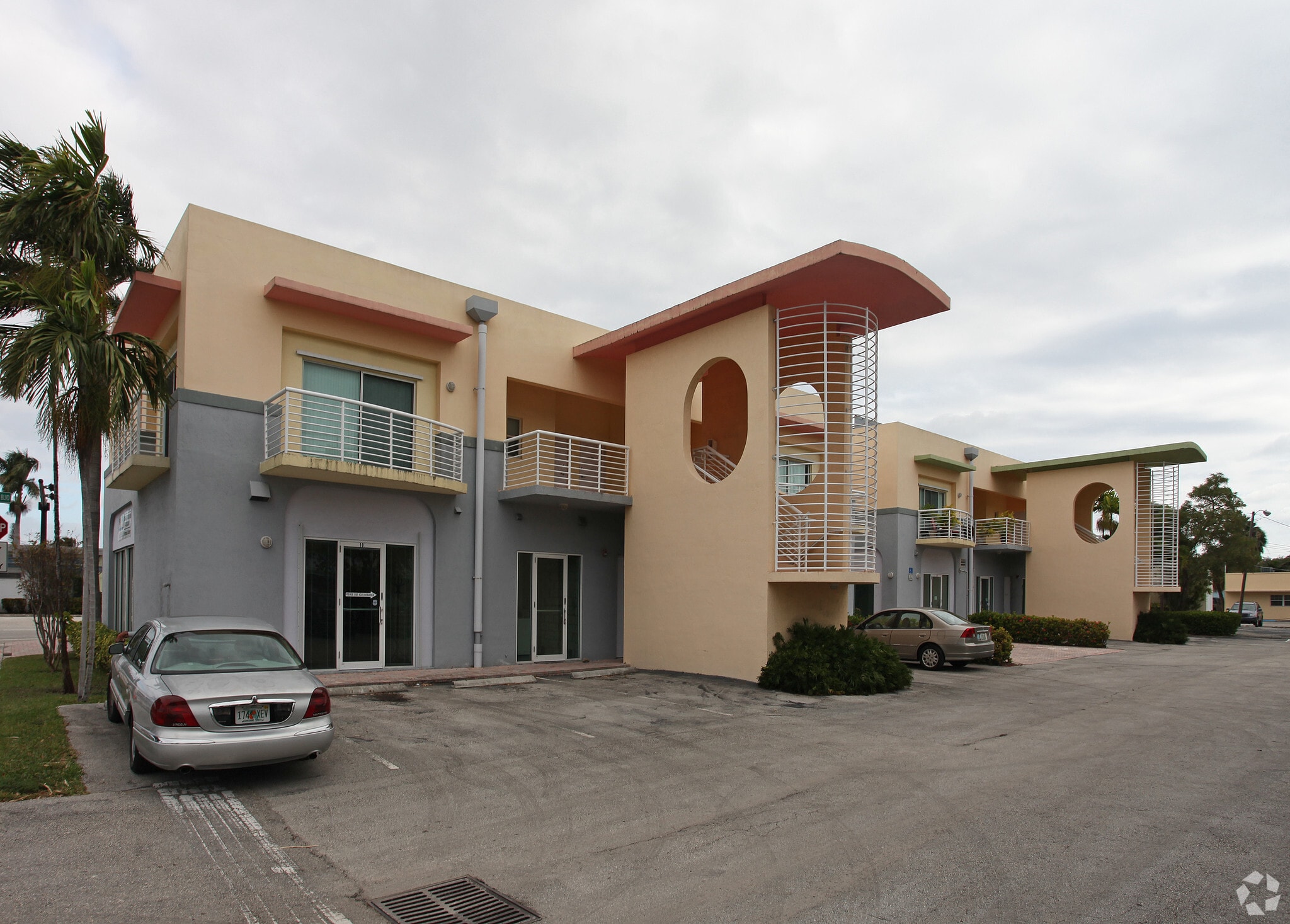 200 E Dania Beach Blvd, Dania Beach, FL for lease Primary Photo- Image 1 of 13