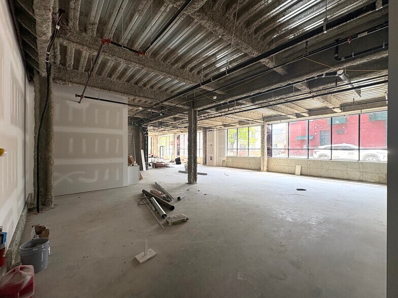 701 Cecil B Moore Ave, Philadelphia, PA à louer - Photo du bâtiment - Image 3 de 5