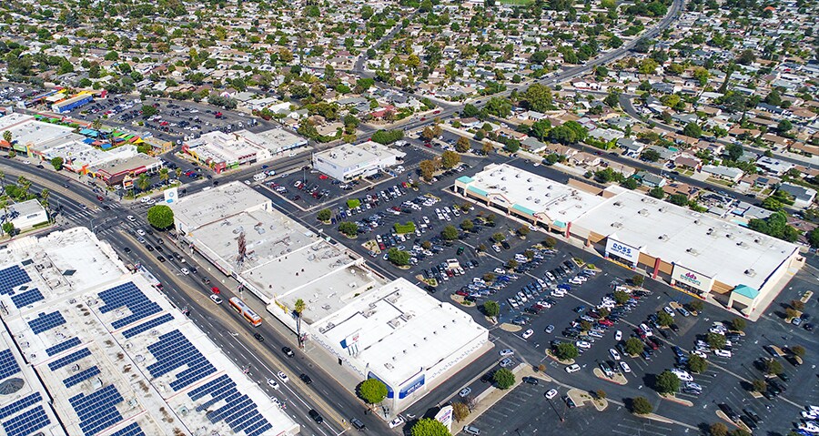 14441-14457 Roscoe Blvd, Panorama City, CA à louer - Photo du bâtiment - Image 1 de 3