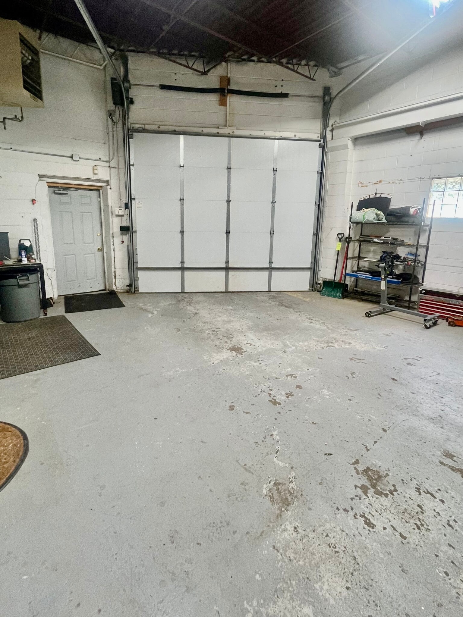 1828 Jefferson St NE, Minneapolis, MN for lease Interior Photo- Image 1 of 4
