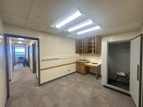 99-128 Aiea Heights Dr, Aiea, HI for lease Interior Photo- Image 2 of 10