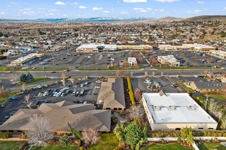 303 S 72nd Ave, Yakima, WA à louer Photo intérieure- Image 2 de 15