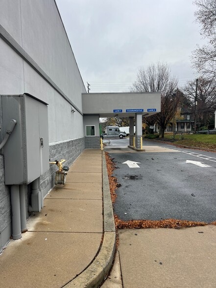 2 Cumberland St, Lebanon, PA à louer - Photo du bâtiment - Image 2 de 4