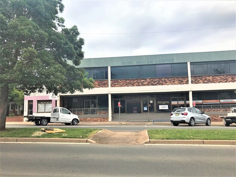 13-15 Kurrajong Ave, Leeton for lease - Primary Photo - Image 1 of 1