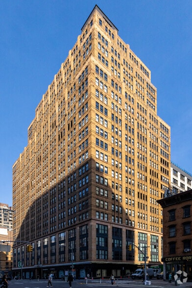 275 Seventh Ave, New York, NY for lease - Building Photo - Image 3 of 7