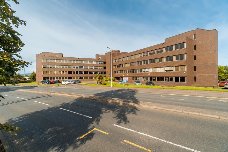 175 Renfrew Rd, Paisley à louer - Photo du bâtiment - Image 3 de 24