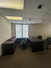 27 Ridge Rd, Munster, IN for lease Interior Photo- Image 2 of 4