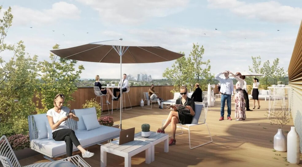 Office in Cergy for lease - Building Photo - Image 3 of 14