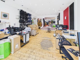 1375 High Rd, London for lease - Interior Photo - Image 3 of 10