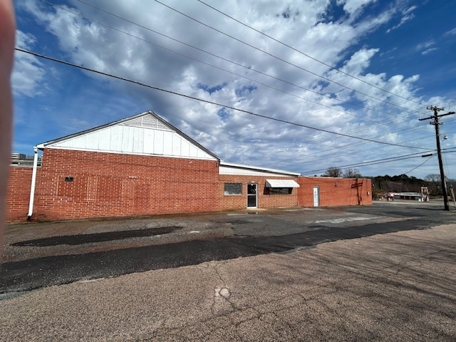 203 E 29th St, Kannapolis, NC for sale - Primary Photo - Image 1 of 18