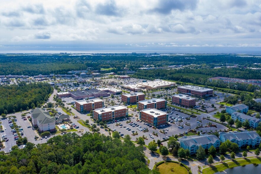 6740 Rock Spring Rd, Wilmington, NC à louer - Aérien - Image 2 de 85