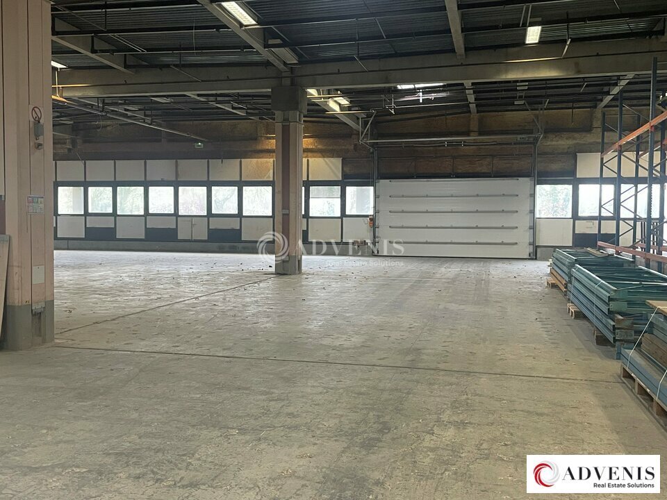 Industrial in Canéjan for lease Interior Photo- Image 1 of 7