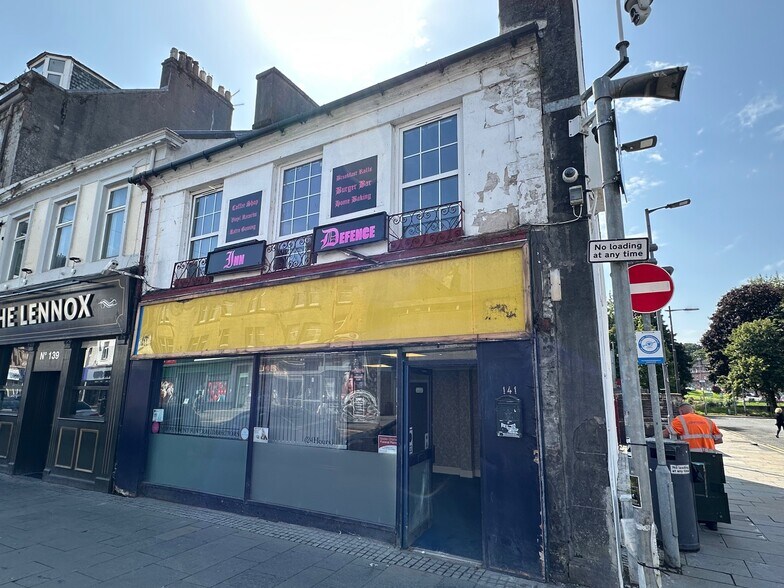 141-143 High St, Dumbarton à louer - Photo du bâtiment - Image 1 de 2