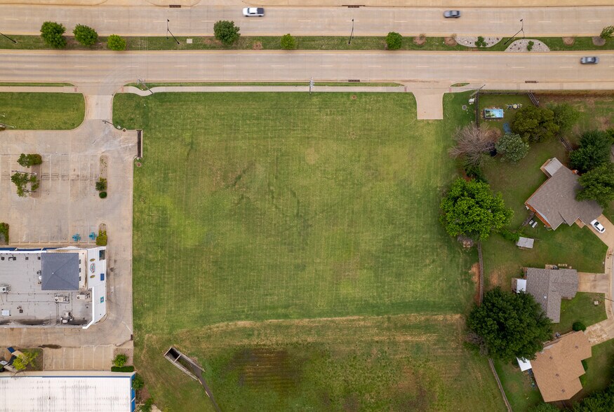 1500 Kelly Ave, Edmond, OK for sale - Aerial - Image 2 of 11