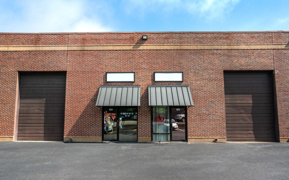 745 Atlanta Hwy, Cumming, GA for lease - Building Photo - Image 2 of 2