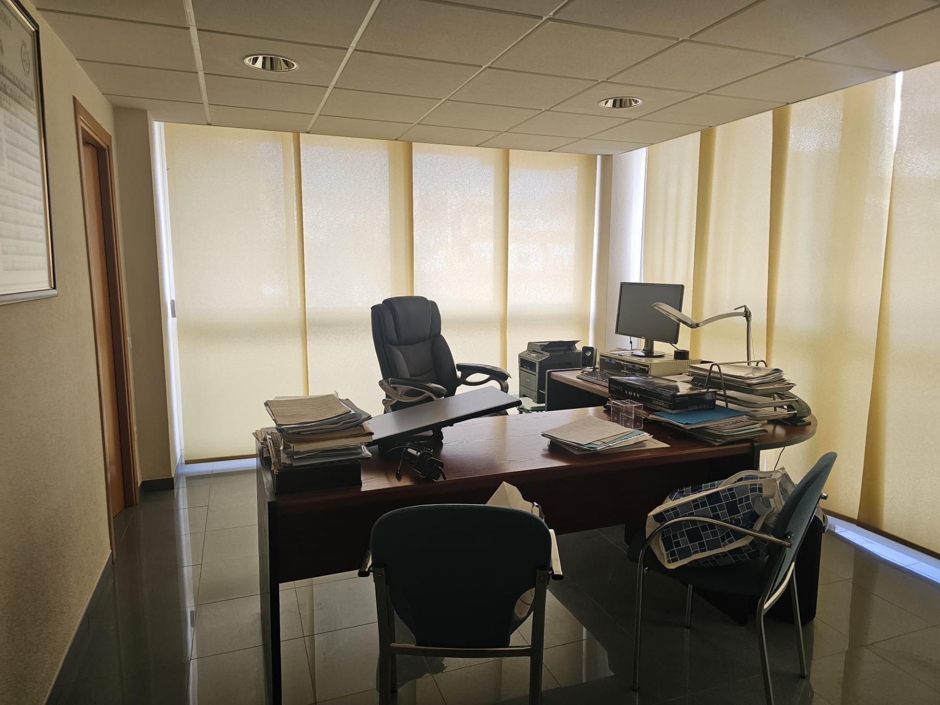 Office in Sant Carles de la Ràpita, Tarragona for lease Primary Photo- Image 1 of 3