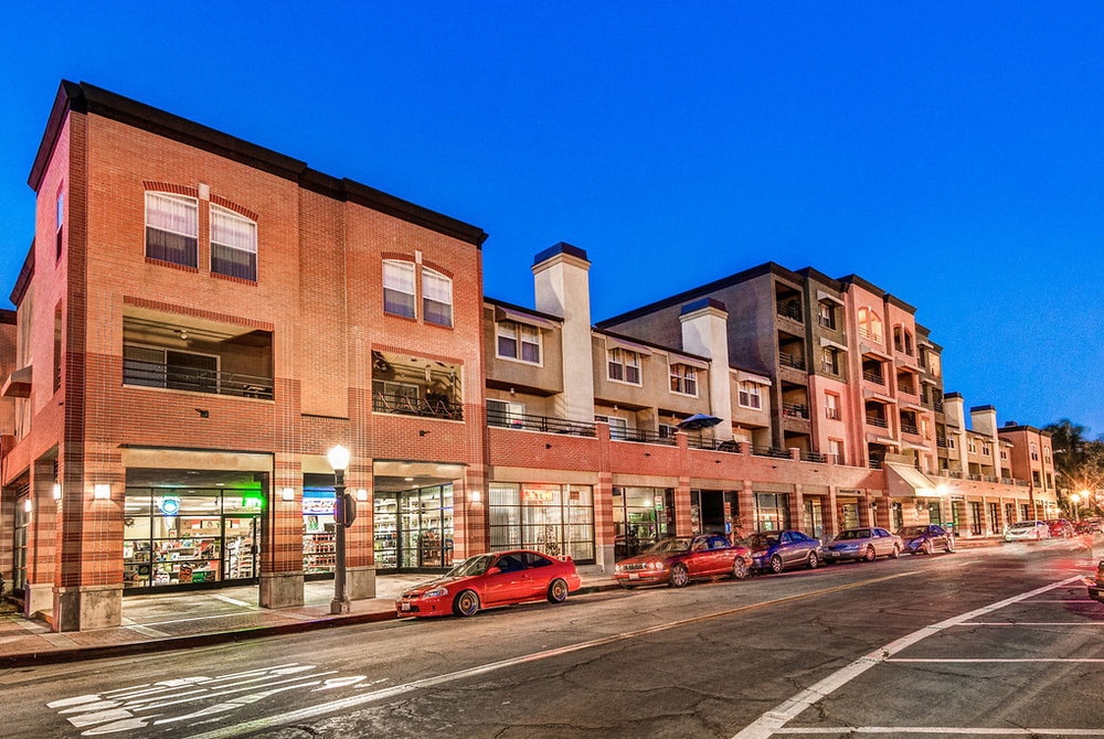 141 W Wilshire Ave, Fullerton, CA for lease Primary Photo- Image 1 of 3