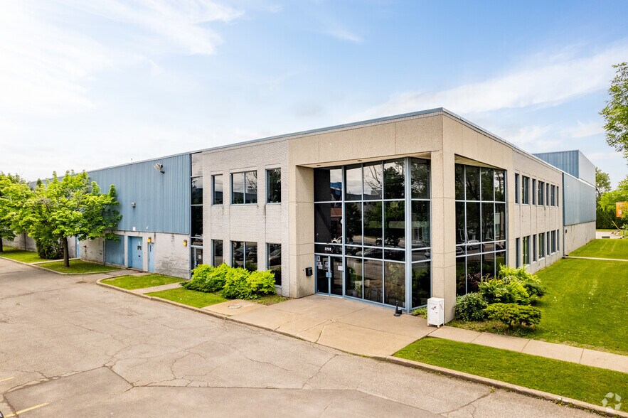 2200 Av Bennett, Montréal, QC à vendre - Photo principale - Image 1 de 1