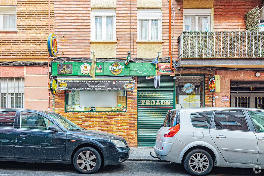 Calle Virgen Lluc, 43, Madrid, Madrid à louer - Photo du bâtiment - Image 1 de 4