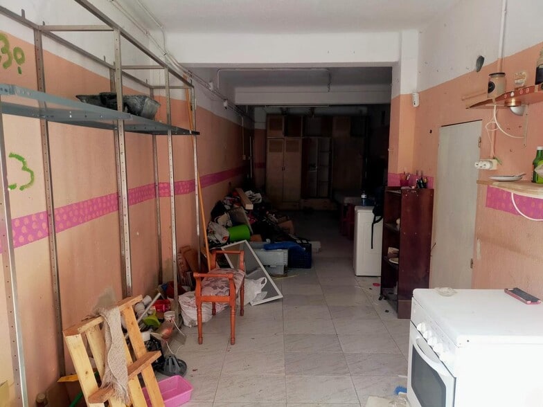 Immeuble residentiel dans Santa Coloma de Gramenet, Barcelona à vendre - Photo intérieure - Image 2 de 2