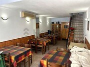 Interior local