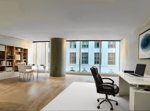 320 Granville St, Vancouver, BC for lease Interior Photo- Image 2 of 3