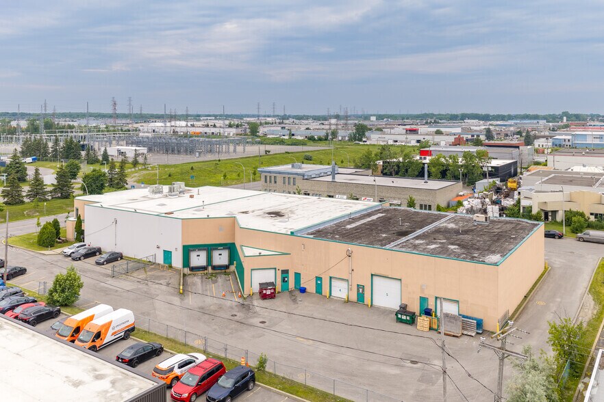 1800 Rue Michelin, Laval, QC for lease - Building Photo - Image 3 of 6