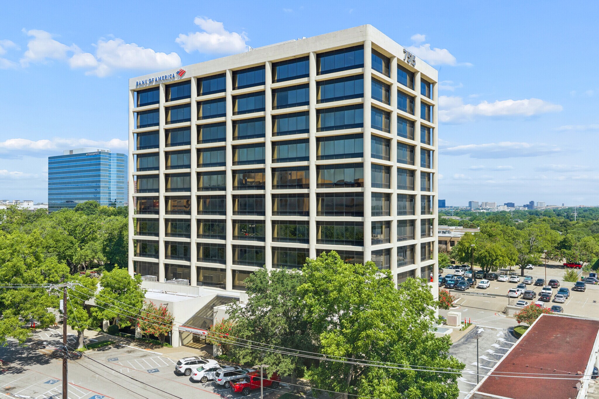 7515 Greenville Ave, Dallas, TX à louer Photo du bâtiment- Image 1 de 14