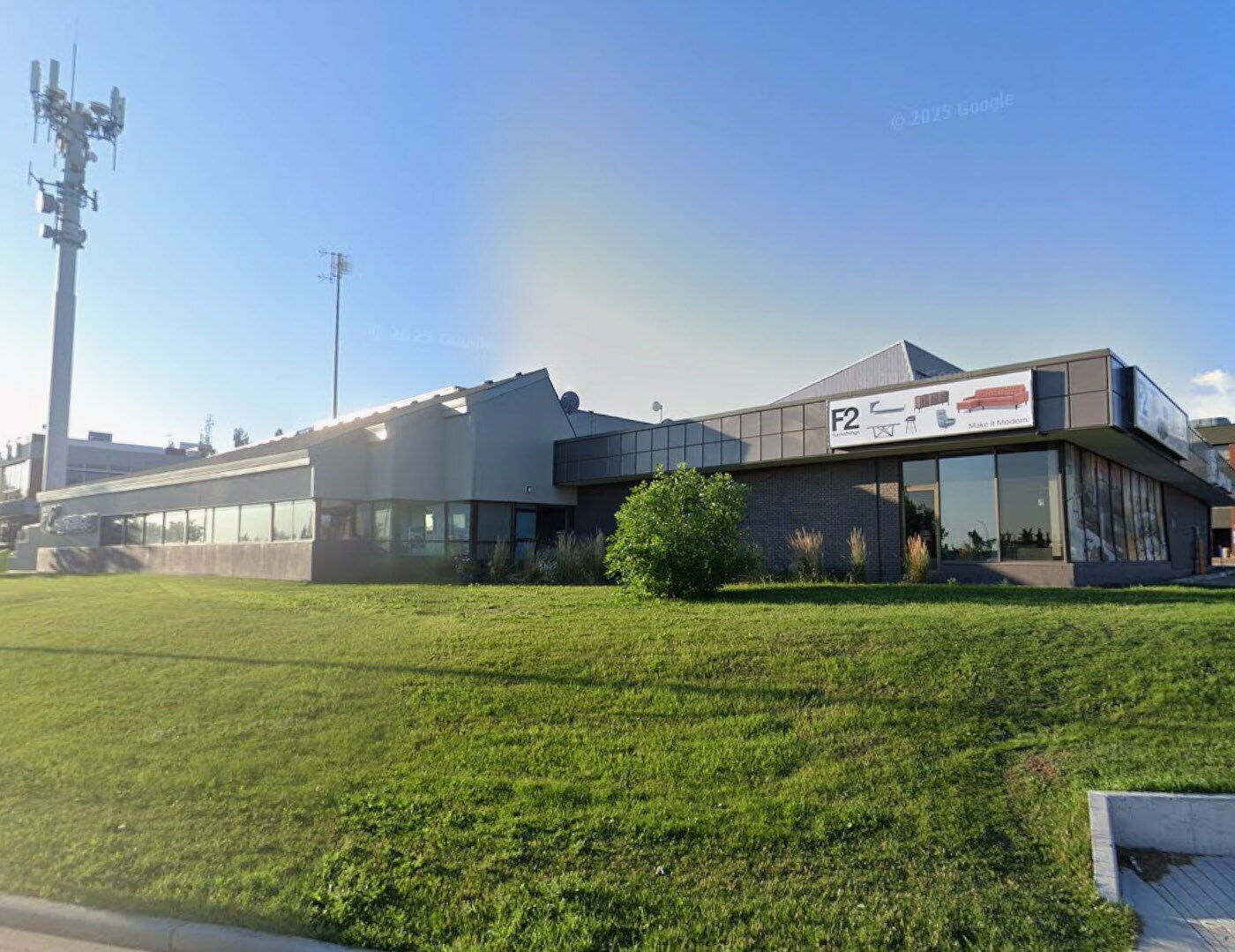 4219 99th St NW, Edmonton, AB à vendre Photo principale- Image 1 de 2