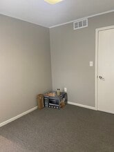 225 E Liberty St, Medina, OH for lease Interior Photo- Image 2 of 4