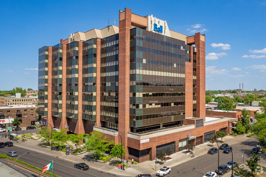 600 Rue Jean-Talon E, Montréal, QC à vendre - Photo du bâtiment - Image 1 de 1