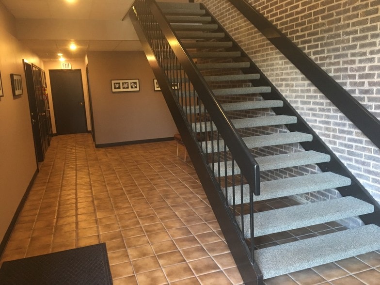 7031 Corporate Way, Dayton, OH for lease - Interior Photo - Image 3 of 3