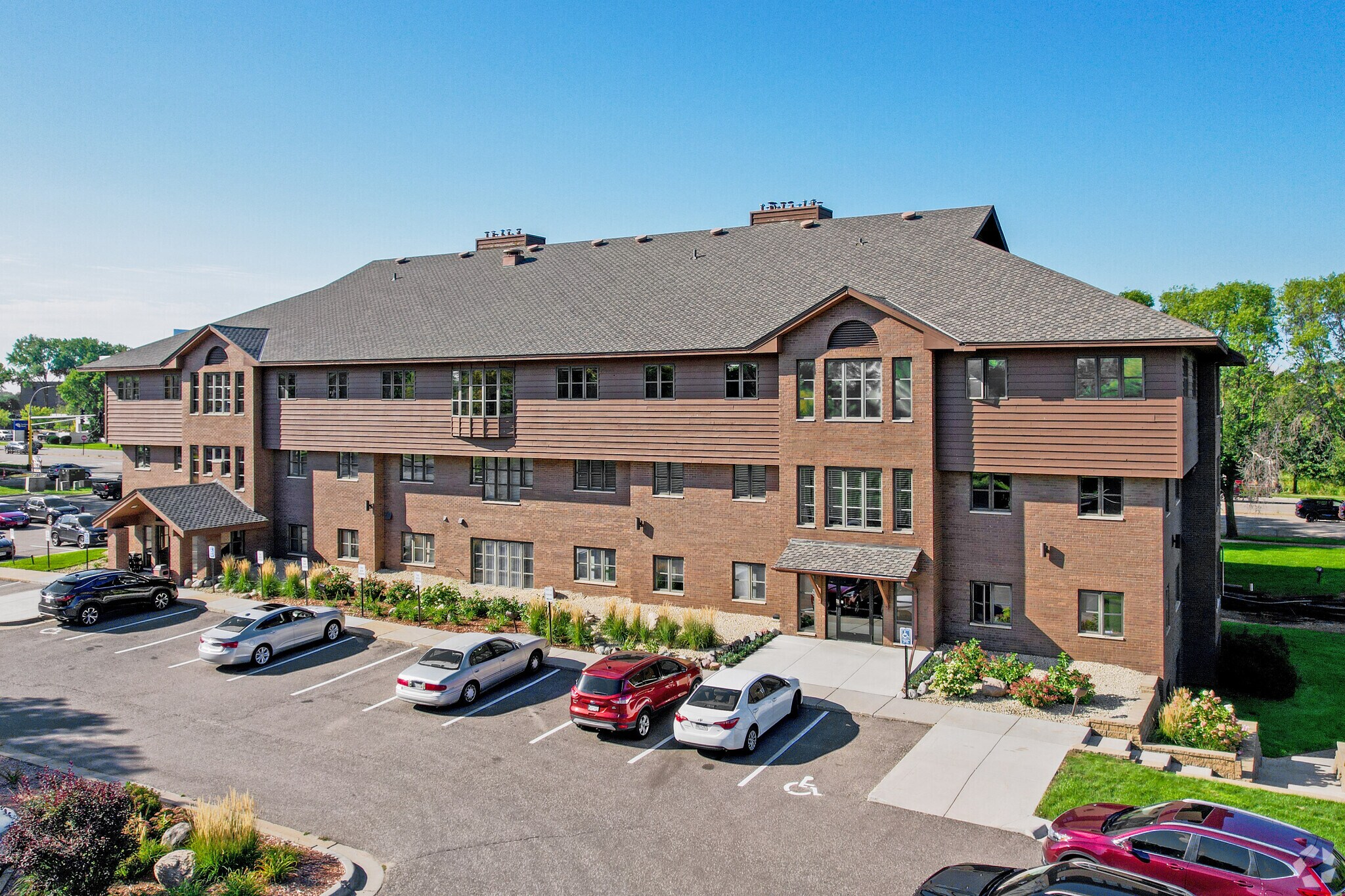 277 Coon Rapids Blvd NW, Coon Rapids, MN for lease Primary Photo- Image 1 of 5