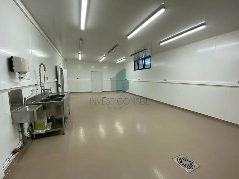 Flex in Ennery for lease - Building Photo - Image 3 of 7