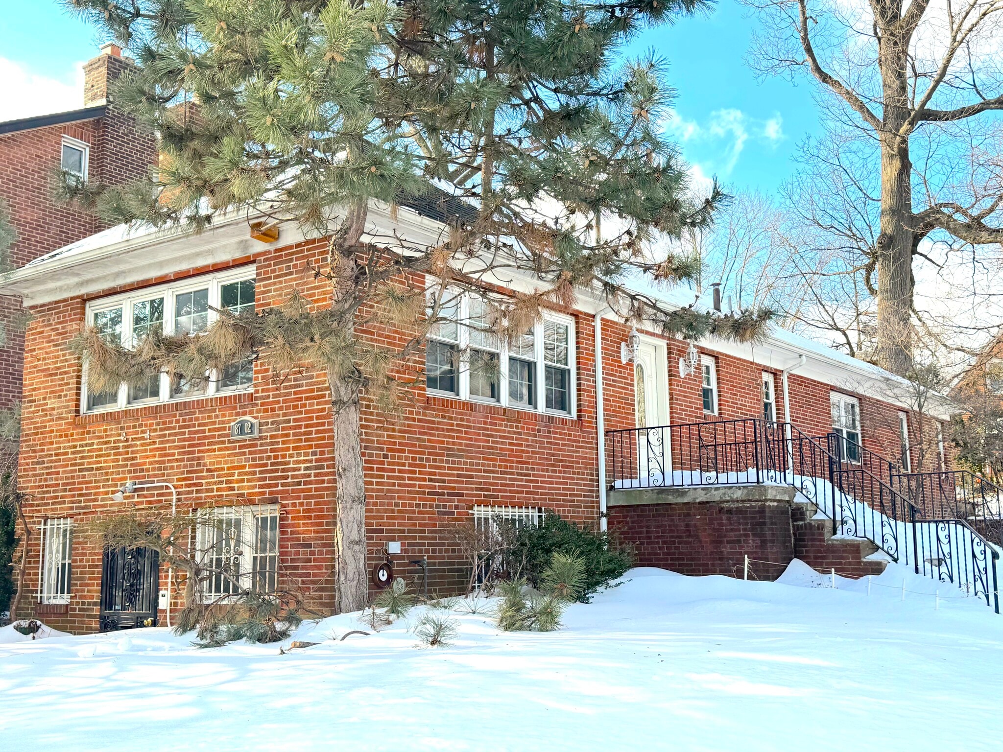 8702 188th St, Jamaica, NY for lease Interior Photo- Image 1 of 14