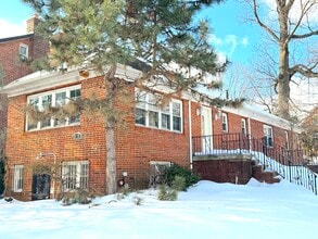 8702 188th St, Jamaica, NY for lease Interior Photo- Image 1 of 14
