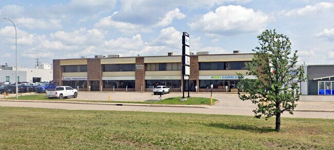 Plus de détails pour 12703 100 St, Grande Prairie, AB - Industriel à louer