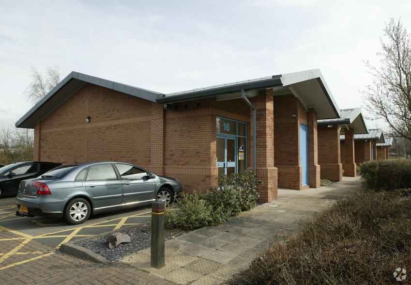 Ffordd Richard Davies, St Asaph for lease - Building Photo - Image 2 of 3
