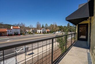 8865 Morro Rd, Atascadero, CA for lease Building Photo- Image 2 of 5